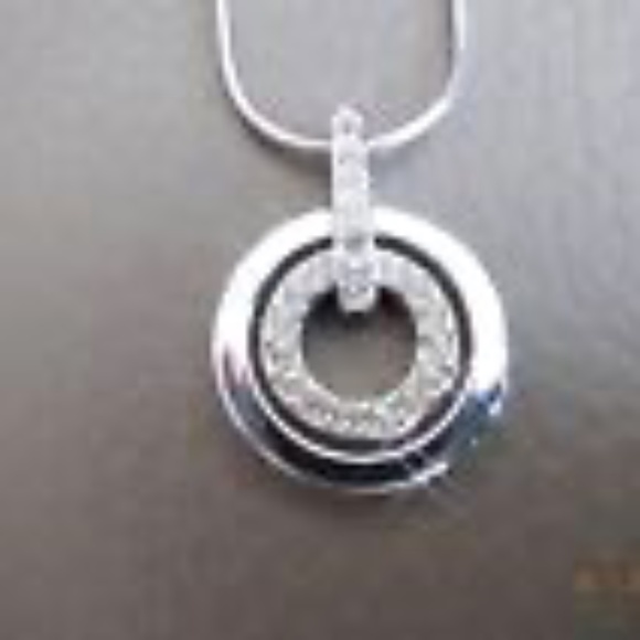 SWAROVSKI necklace circular hollow crystal pendant silver colour Rhodium plated - Picture 2 of 11